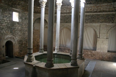 Gerona3C_Arabisch badhuis in oude centrum